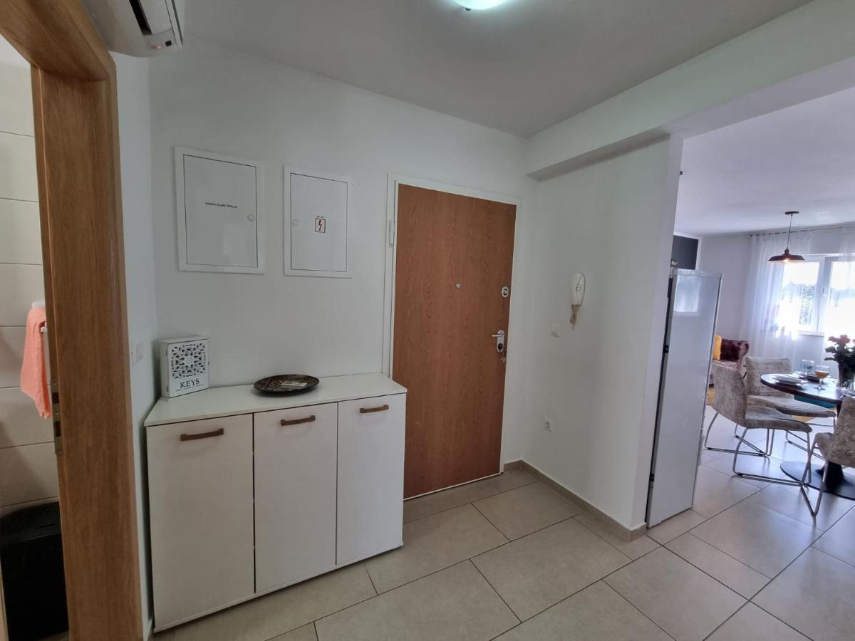 Apartman Marija Биоград-на-Мору Экстерьер фото